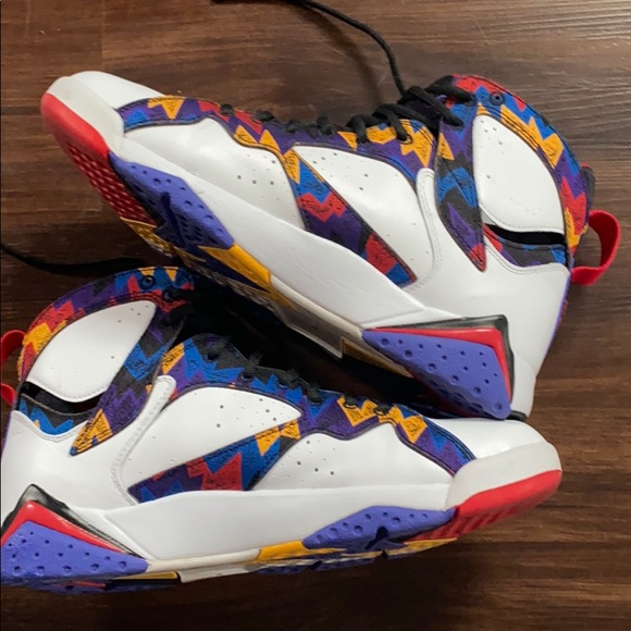 Retro 7 - Picture 3 of 6